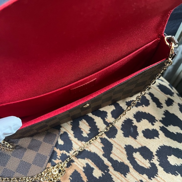 Brand New✨💯authentic✨Louis Vuitton Felicie Pochette ✨Damier Ebene❕👜 - Picture 5 of 15